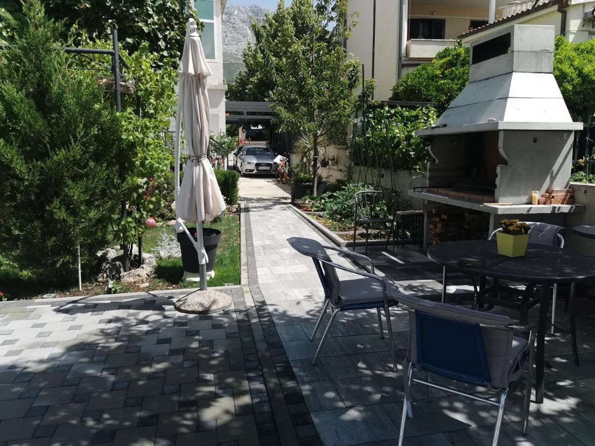 Apartment D & N Kaštela エクステリア 写真