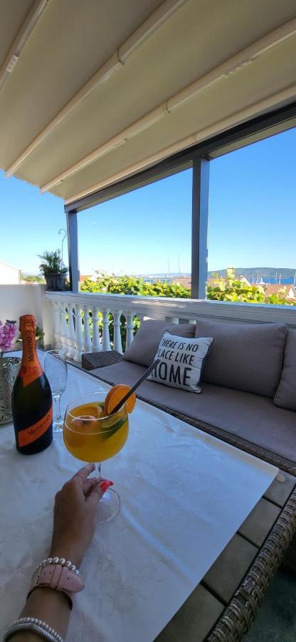 Apartment D & N Kaštela エクステリア 写真