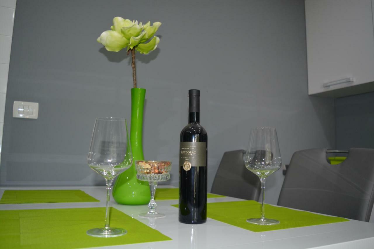 Apartment D & N Kaštela エクステリア 写真